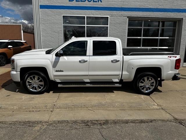 Used 2018 Chevrolet Silverado 1500 High Country with VIN 3GCUKTEC4JG362118 for sale in Edgerton, Minnesota